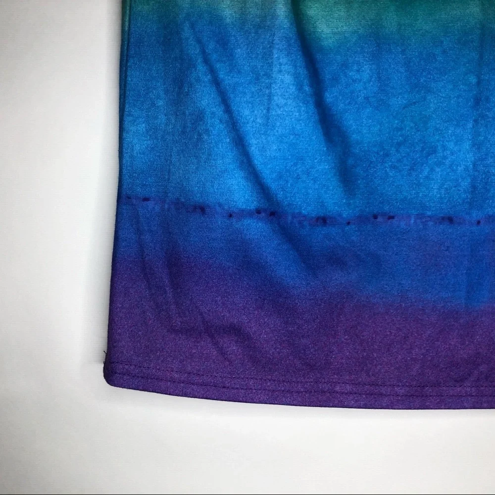 RAINBOW color tee with no brand tag Pride tee - Picture 4 of 5